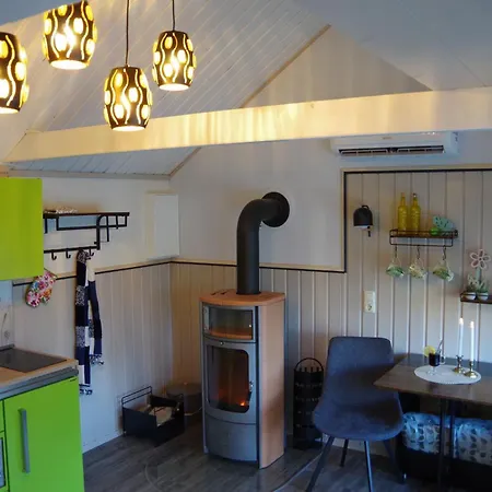 Gemuetliches Tiny House Mit Kamin, Fahrradgarage Und Sonnenterrasse Holiday home *